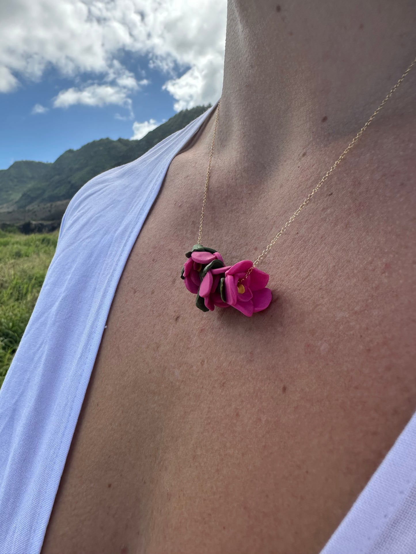 Pu’uwai Collection- Rose Floating Necklace