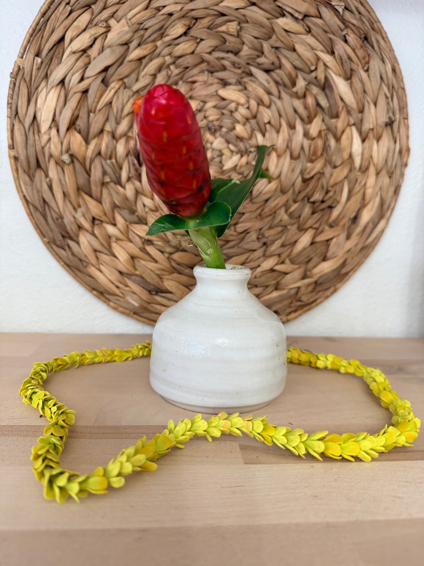 Hawaiian Flower Car Lei – Forever Blooms for Your Ride