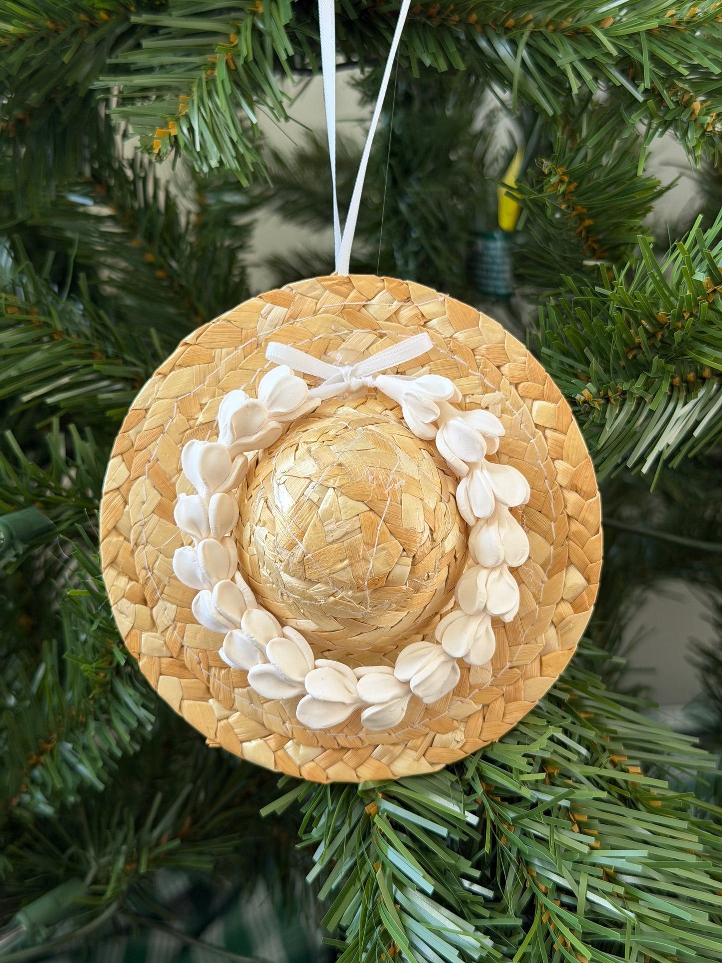 •	Pua Papale Holiday Ornament 4”