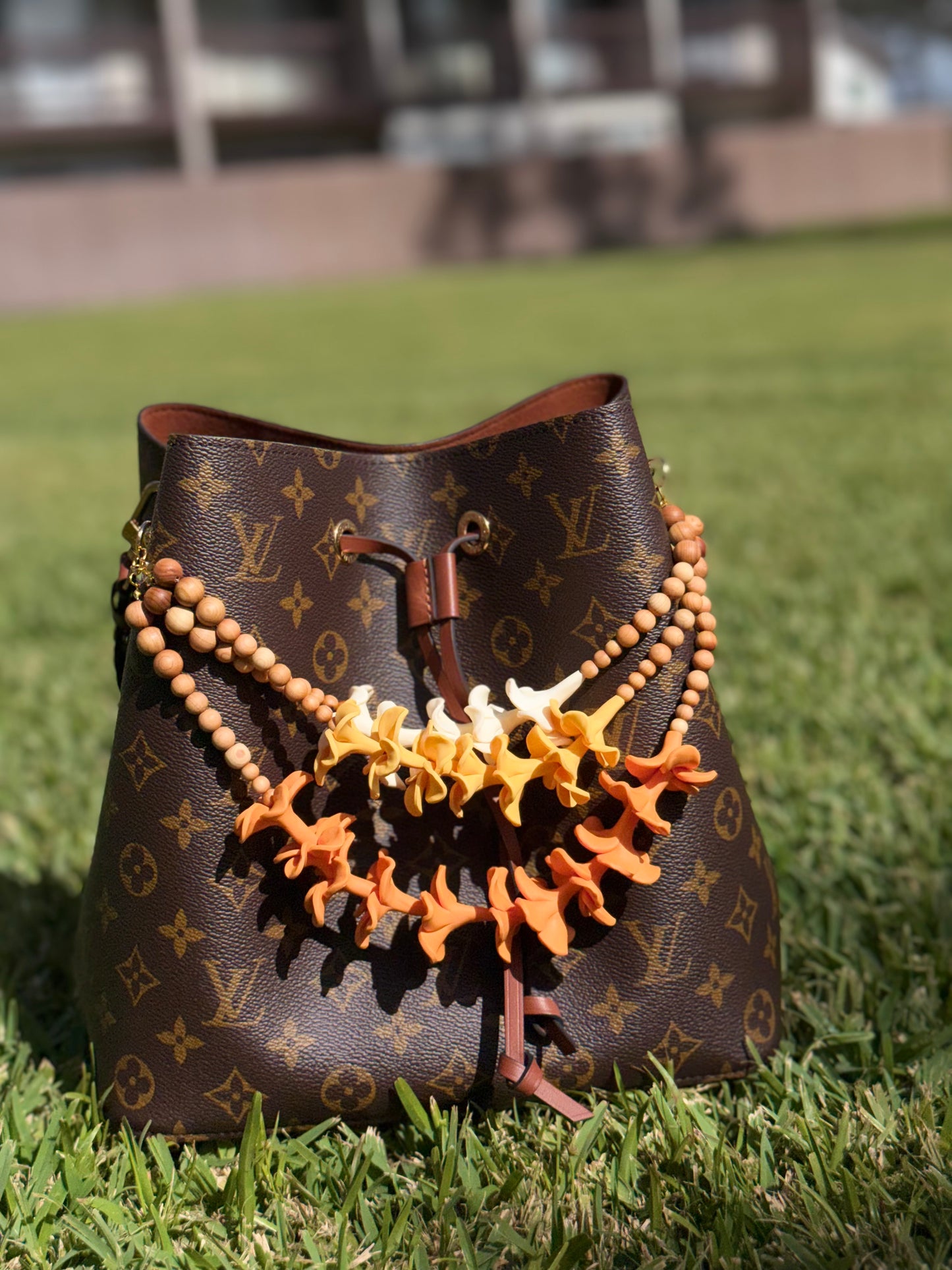 Handcrafted Hawaiian Flower Bag Lei