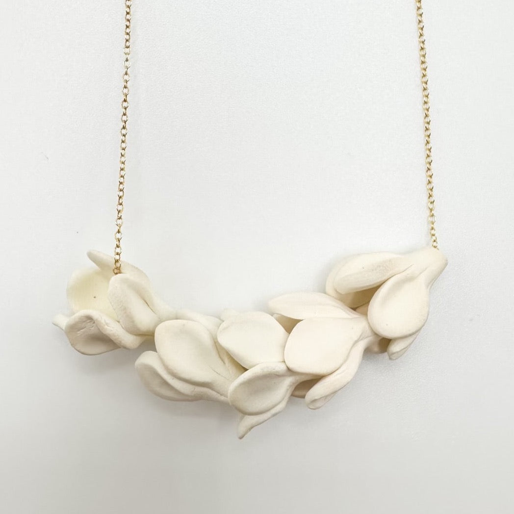 Floating Flower Necklace