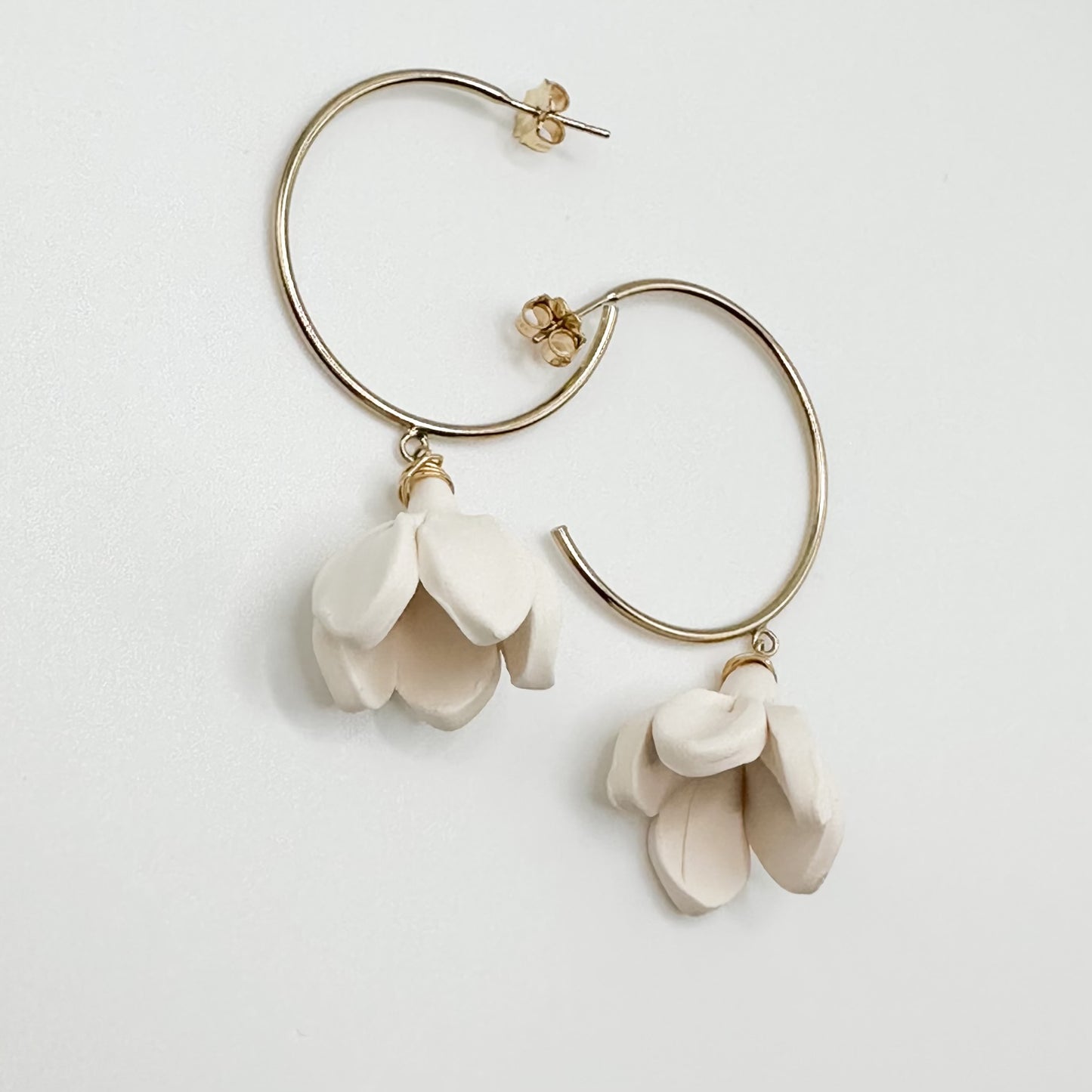 Single Flower Open Hoop Earrings