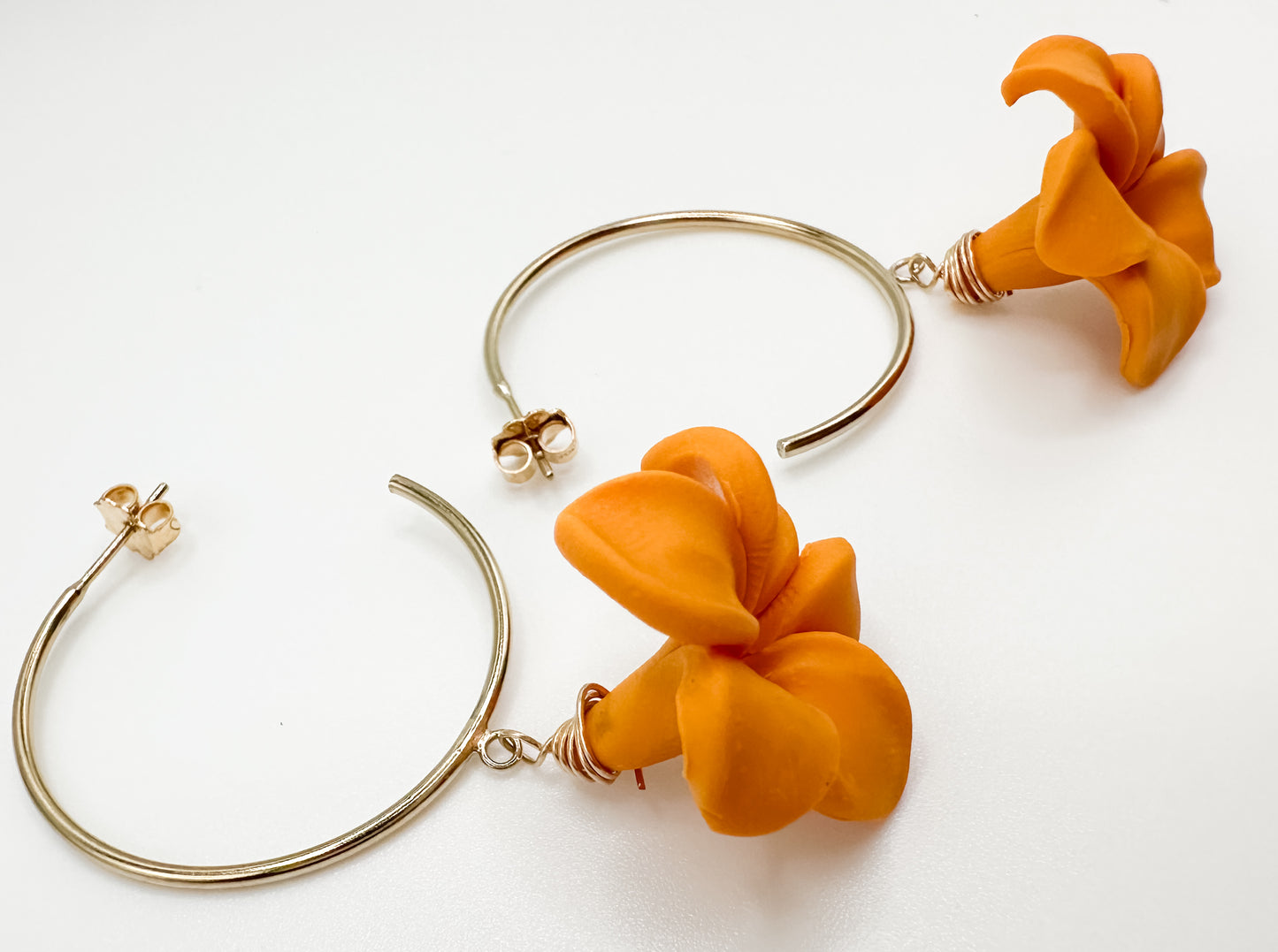 Single Flower Open Hoop Earrings