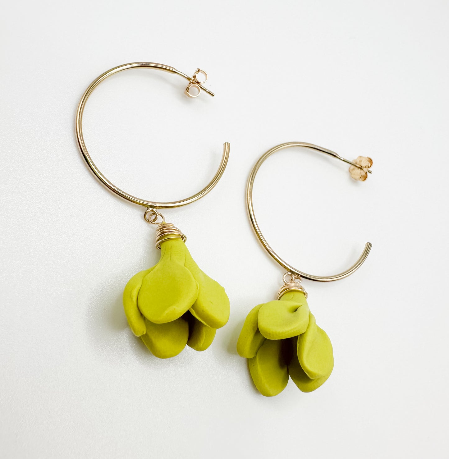 Single Flower Open Hoop Earrings